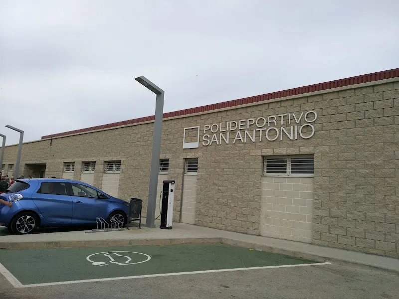 Pabellón Polideportivo San Antonio - Requena