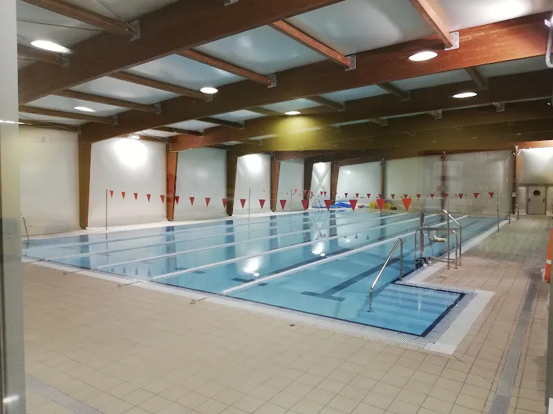 Piscina Cubierta de Bormujos - Piscina cubierta en Bormujos - foto 2