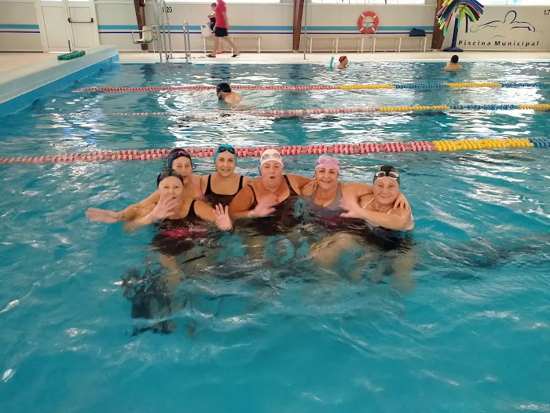 Piscina Municipal - Club de natación en Chipiona - foto 2