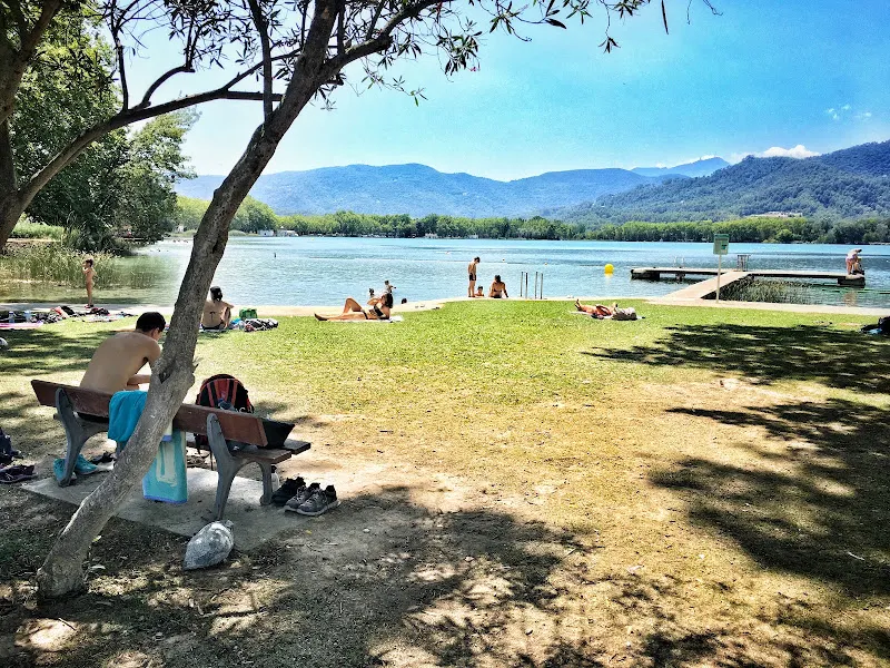 Zona de Bany - Club de natación en Banyoles - foto 2