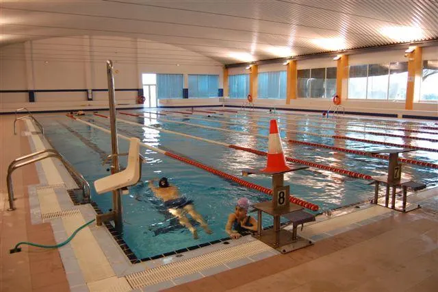 Piscina Climatizada Municipal - Navalmoral de la Mata
