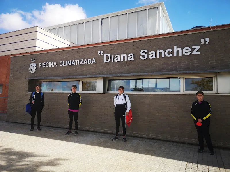 Piscina Climatizada "David Castro Fajardo" - La Roda