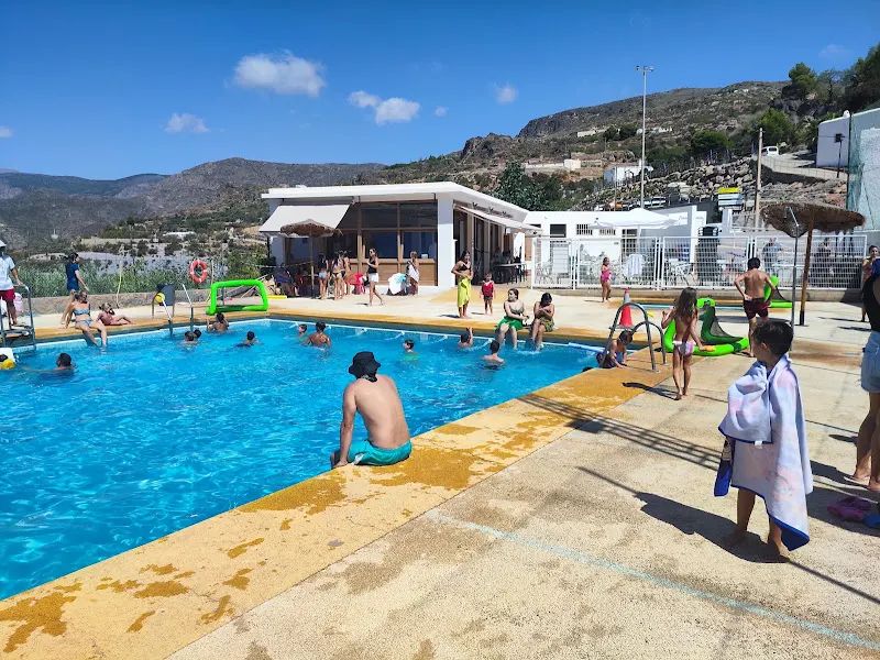 piscina C/ Santa Mónica - Piscina en Roquetas de Mar - foto 2