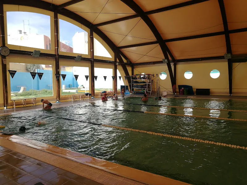 Polideportivo Municipal de La Algaba - Polideportivo en Algaba (La) - foto 2