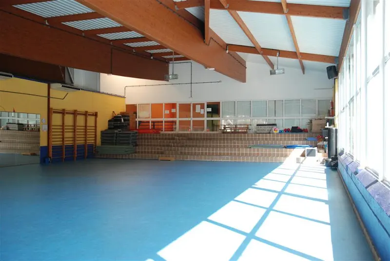 Polideportivo Bikuña - Polideportivo en Legazpi - foto 2