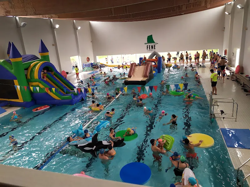 Piscina Municipal de Centieiras (Fene)