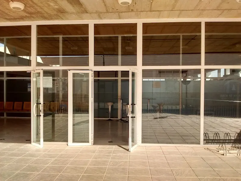 INSTINTO DEPORTIVO Vera - Piscina cubierta en Vera - foto 2