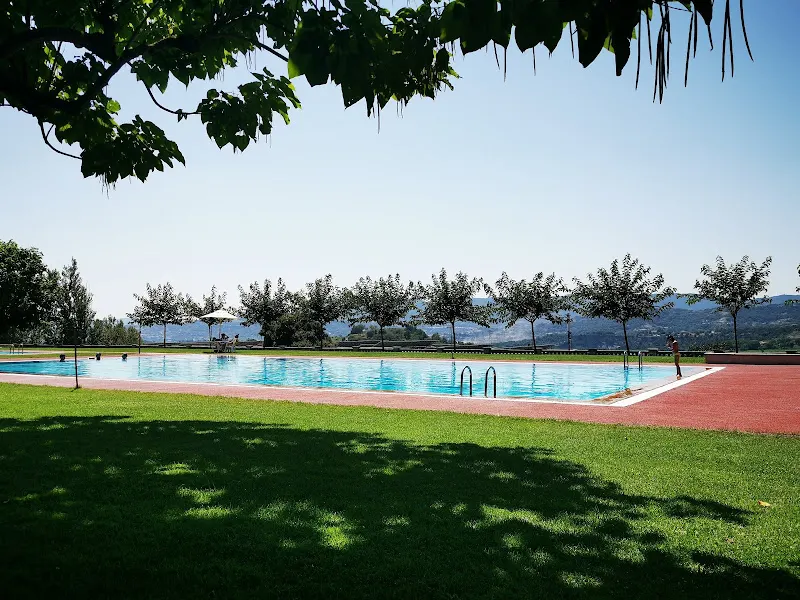 Piscina Municipal Sant Vicenç de Torelló - Piscina pública en Barcelona - foto 2