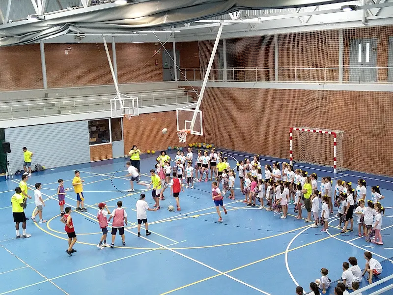 Polideportivo Municipal De Meco