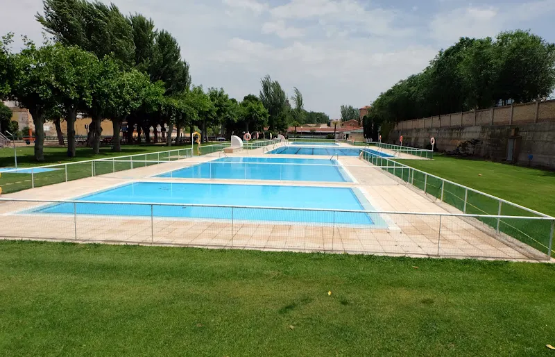 Piscinas Municipales la Glorieta Tarazona - Piscina pública en Tarazona - foto 2