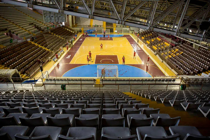 Palacio de los Deportes de León - León