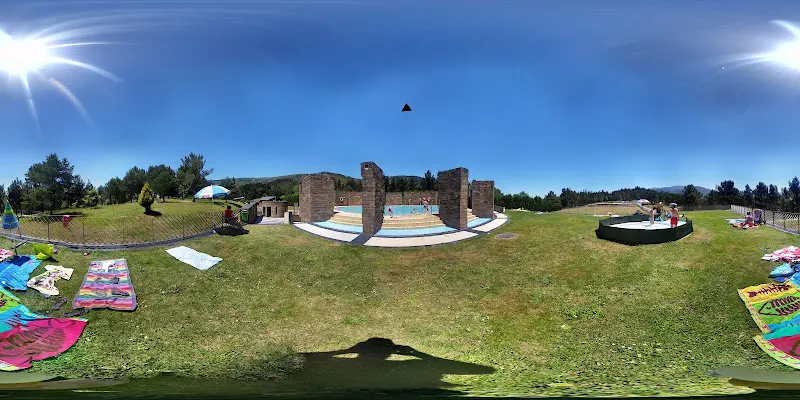 Piscina de Folgueiróu - Illano