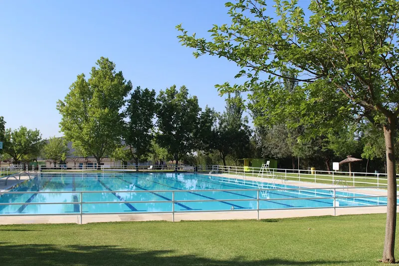 Piscina Municipal Miajadas - Piscina pública en Miajadas - foto 2