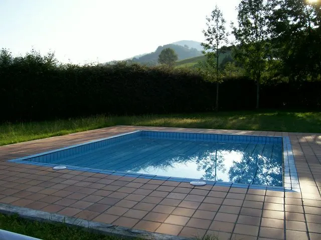 Etxalarko Udal Igerilekuak / Piscinas Municipales de Etxalar - Etxalar