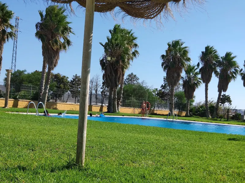 Piscina Municipal Campohermoso - Nijar