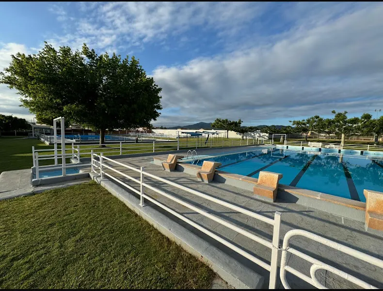 Piscinas Municipales - La Almunia de Dona Godina