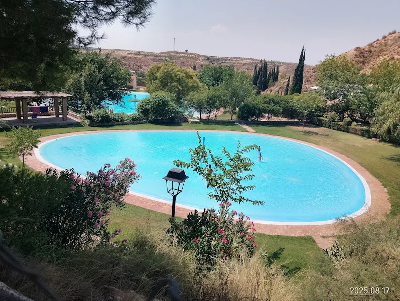 Complejo "Los Lagos de Quitasueños" - Cullar