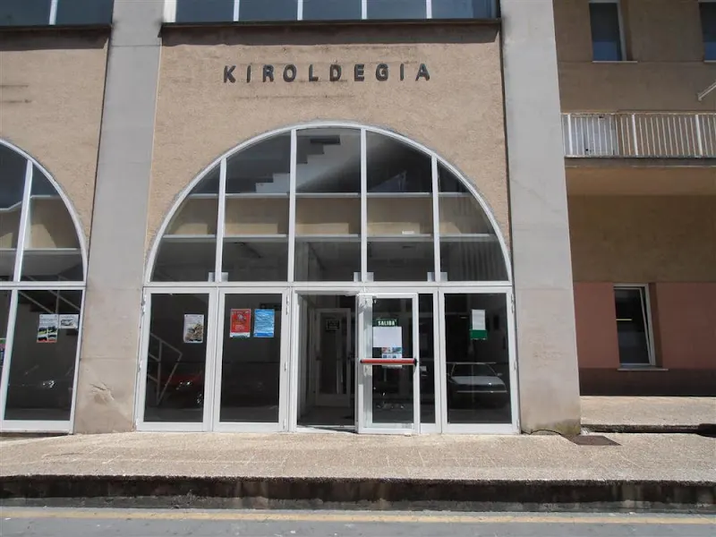 Polideportivo Municipal - Polideportivo en Elorrio - foto 2