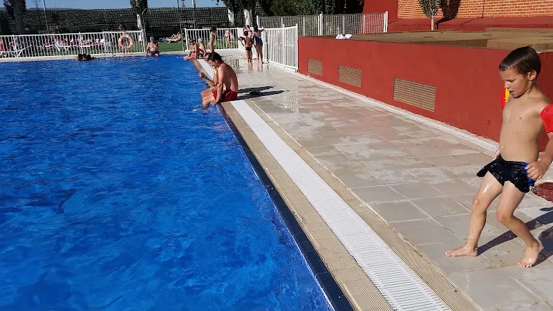 Piscina Municipal de Verano Municipal de Alagón - Alagon