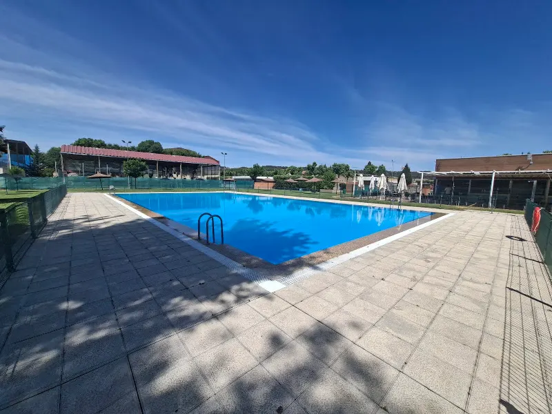 Piscinas Municipales de Íscar - Iscar