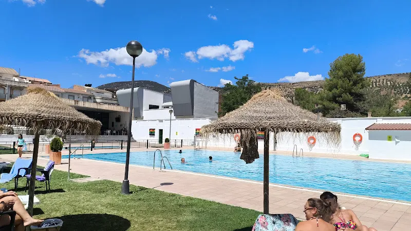 Piscina Municipal De Huelma - Huelma