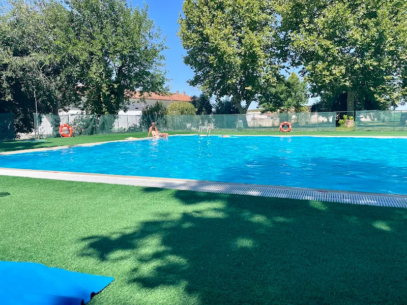 Piscina Municipal de Valverde de Llerena - Piscina pública en Valverde de Llerena - foto 2