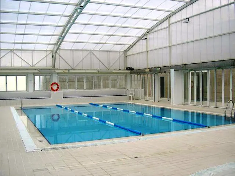 Instalaciones Deportivas De Ugarrandia - Polideportivo en Huarte/Uharte - foto 2