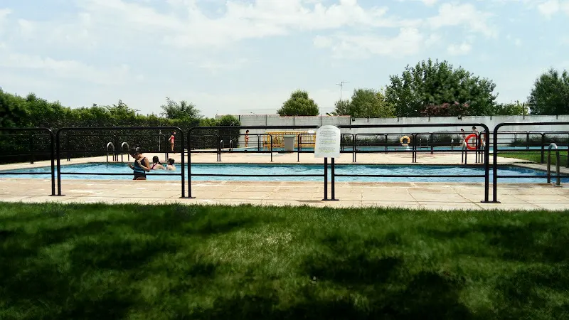 Piscina climatizada de Miguel Esteban - Piscina cubierta en Miguel Esteban - foto 2