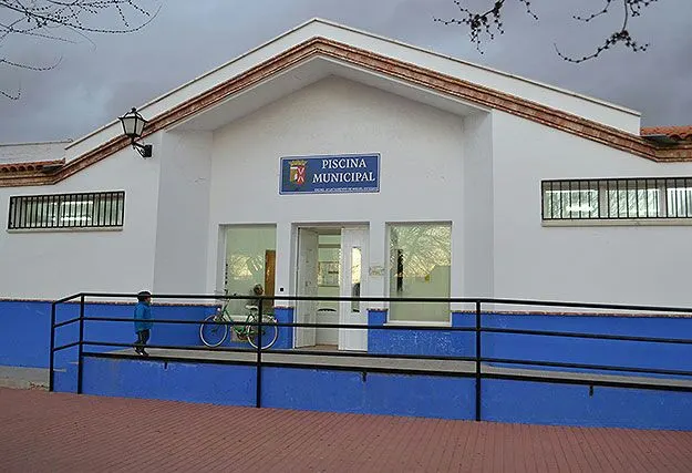 Piscina Pública Municipal de Miguel Esteban - Miguel Esteban