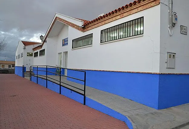 Piscina Pública Municipal de Miguel Esteban - Piscina pública en Miguel Esteban - foto 2