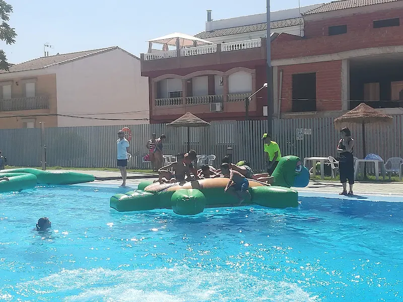 Piscina Municipal - Peal de Becerro