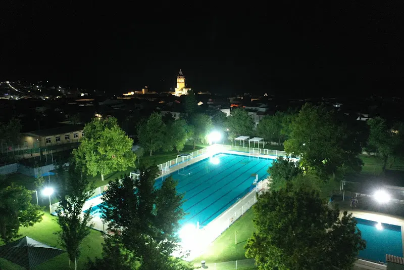 Piscinas municipales - El Coronil