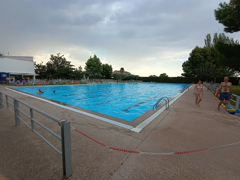 Complejo Deportivo Municipal Piscinas