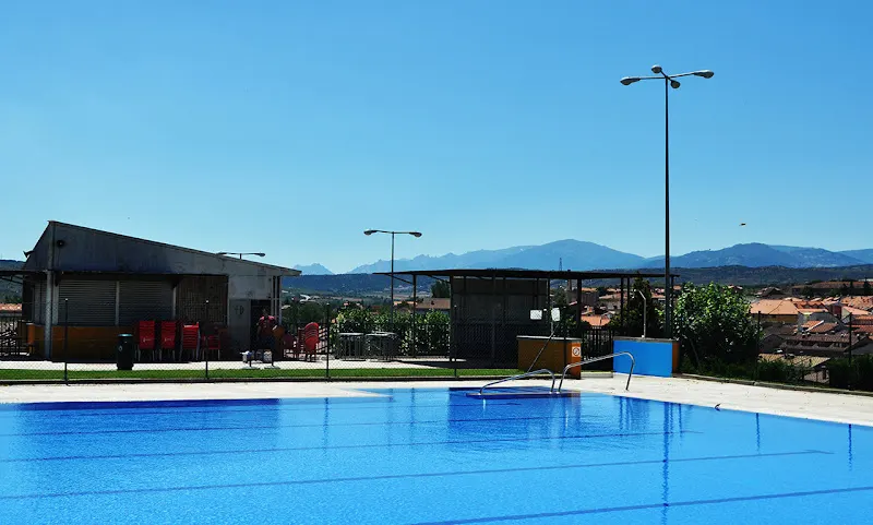 Piscina pública municipal de Torrelaguna