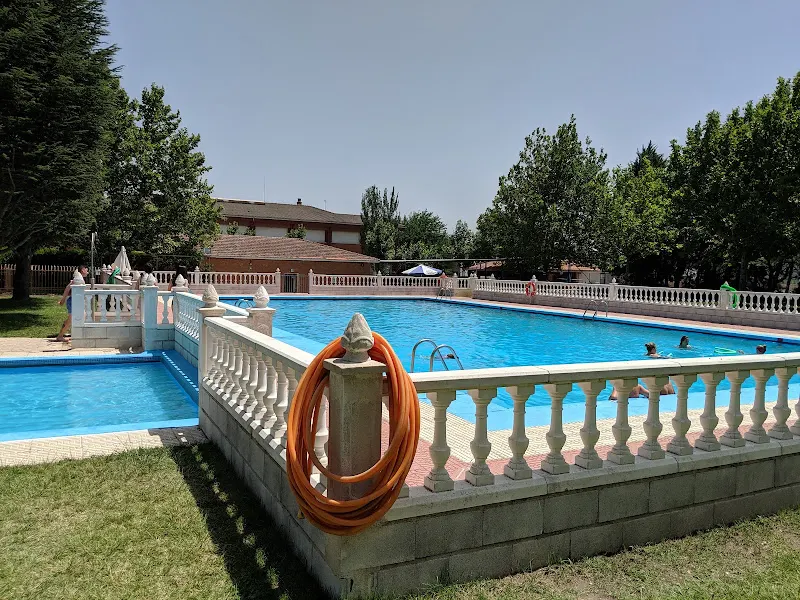 Piscina El TESO - Piscina pública en Sotillo de la Adrada - foto 2