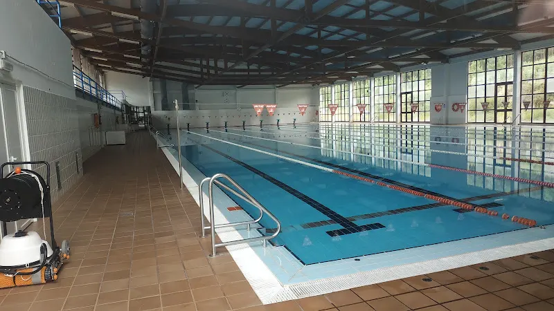 Piscina Olímpica Municipal de Lieiro - Piscina pública en Cervo - foto 2