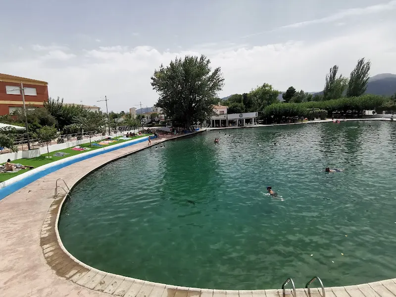 piscina termal gratis. Balsa de Cela - Lucar
