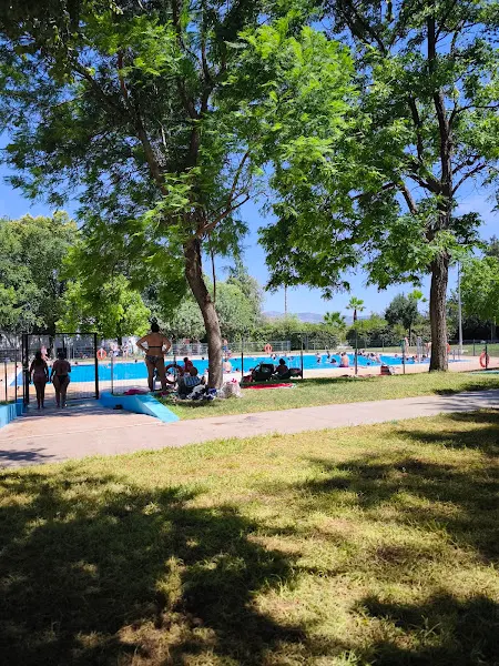 Piscina Municipal Lago de El Rubio - Piscina en Rubio (El) - foto 2