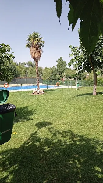 Piscina Pública Municipal de Ontígola. - Piscina pública en Ontigola - foto 2