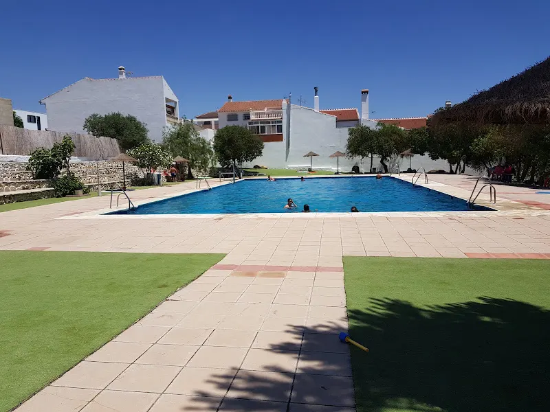 Piscina Municipal Colmenar - Piscina pública en Colmenar - foto 2
