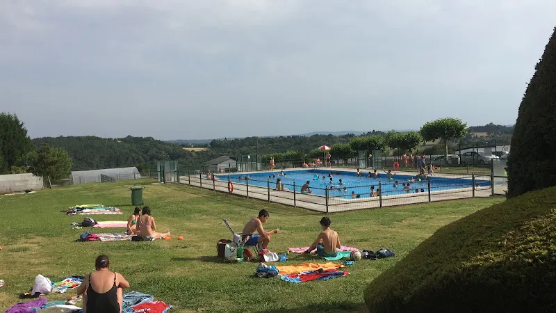 Piscinas Municipales - Taboada