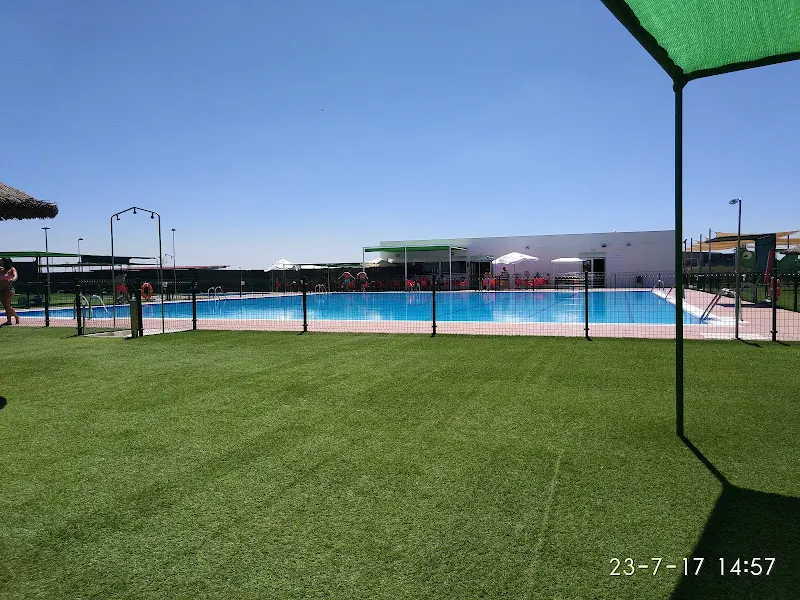 Piscina Municipal Aldeatejada - Aldeatejada