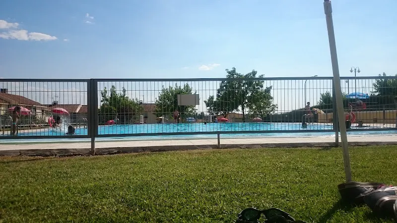Piscinas Municipales - Piscina pública en Almenara de Tormes - foto 2