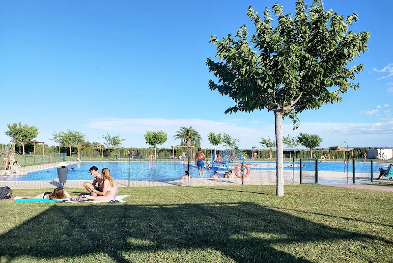 Piscina pública municipal de Pinseque - Pinseque