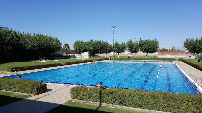 Piscinas Municipales Juneda - Piscina pública en Juneda - foto 2