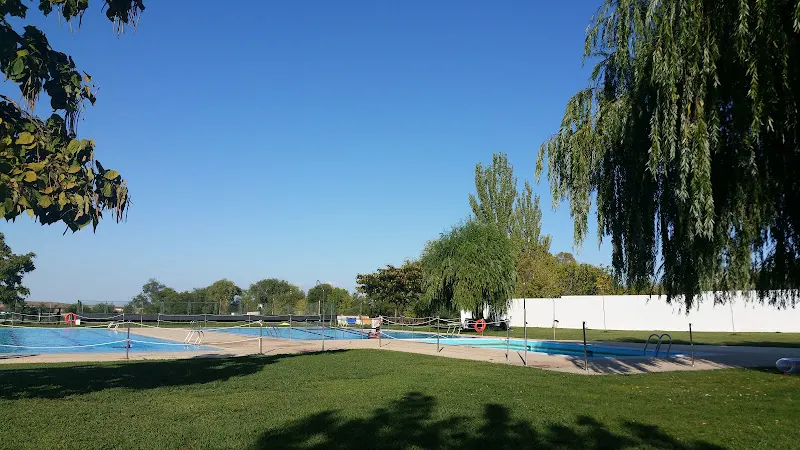 Piscinas Municipales - Torrejoncillo