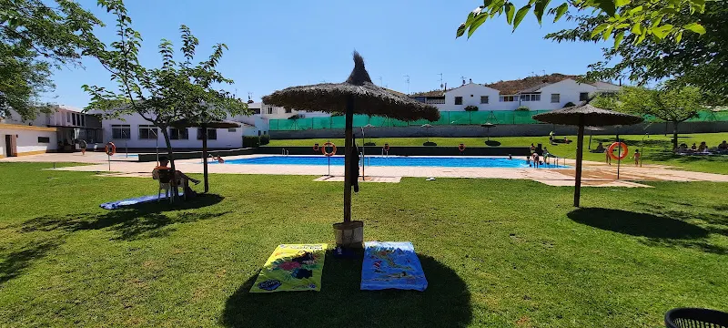 Piscina municipal - Badolatosa