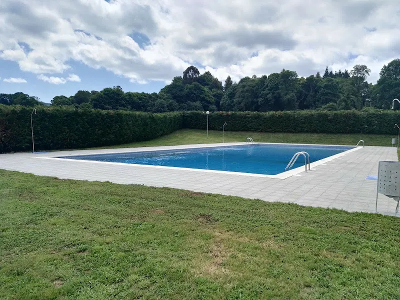 Piscina Mosteiro - Piscinas en Pol - foto 2