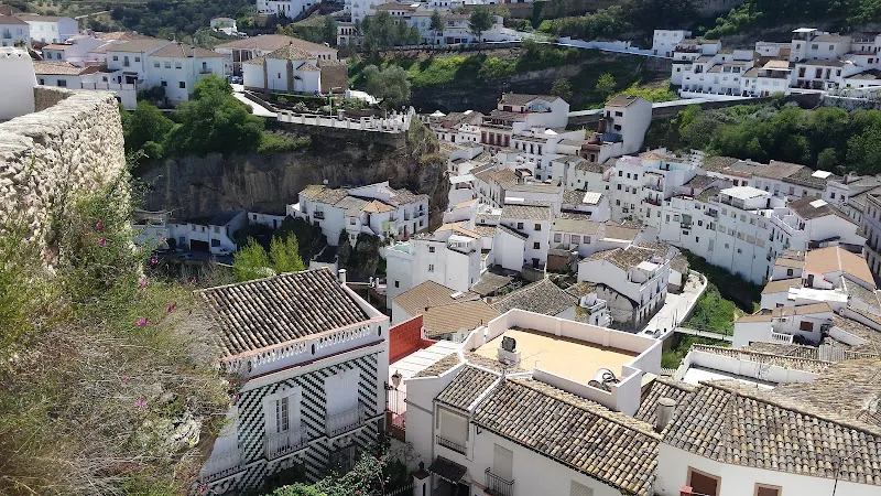 Polideportivo Municipal 28 de Febrero - Setenil de las Bodegas