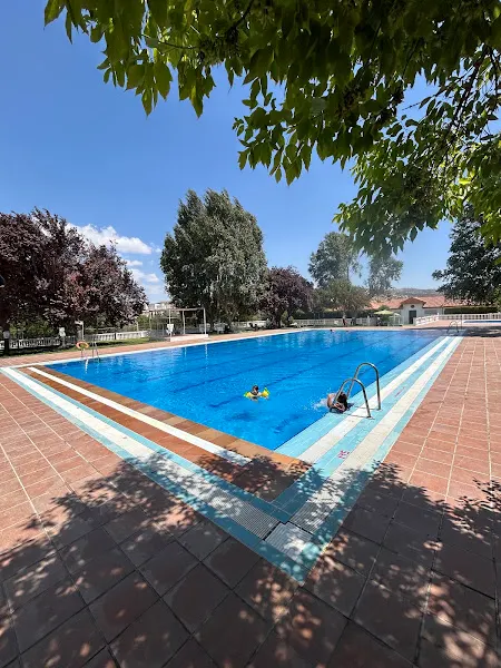 Piscina Municipal de Salar - Piscina en Salar - foto 2